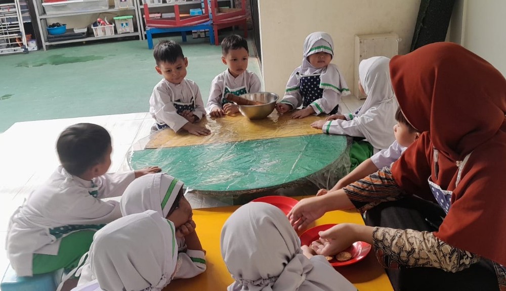 MPLS RA Baitul Maal "Dua Pekan Pertama: Menapaki Awal sekolah, Allah Menyertai Setiap Langkah Kecilnya"